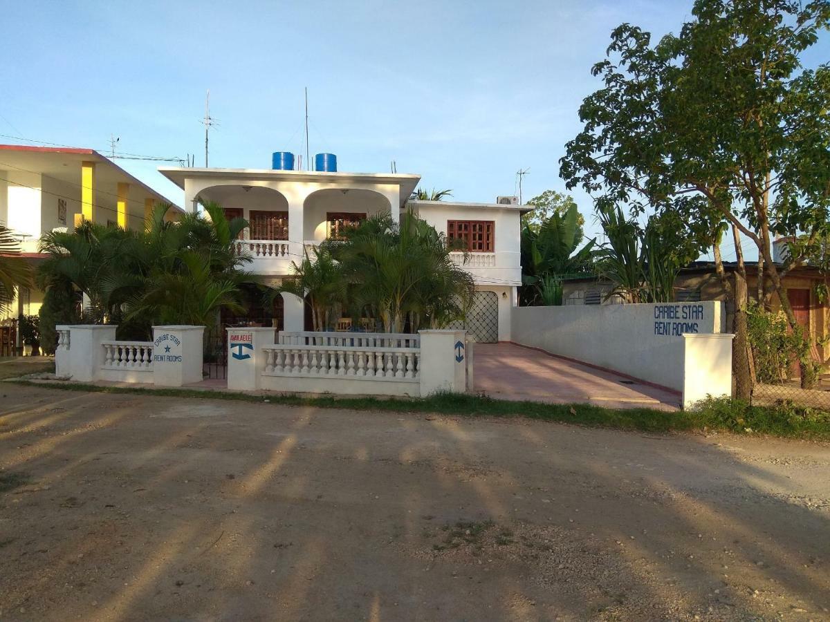 Casa Caribe Star Hotel Playa Larga Exterior photo